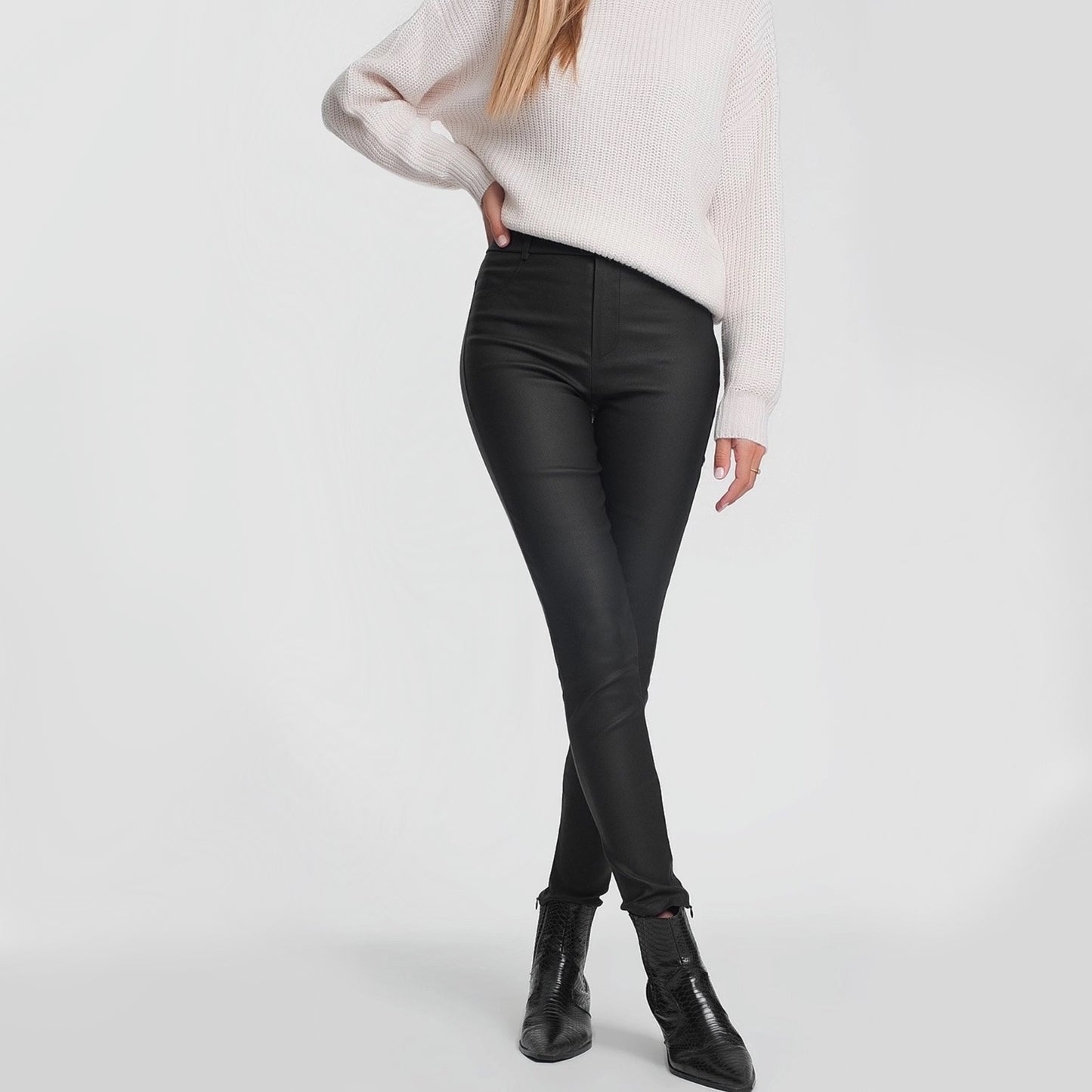 Faux Leather Skinny trousers